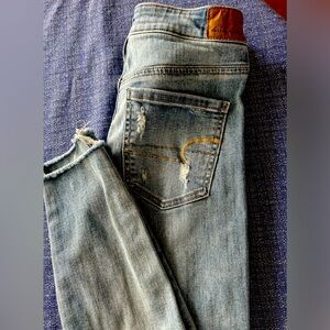 AMERICAN EAGLE ladies Jegging crop pant